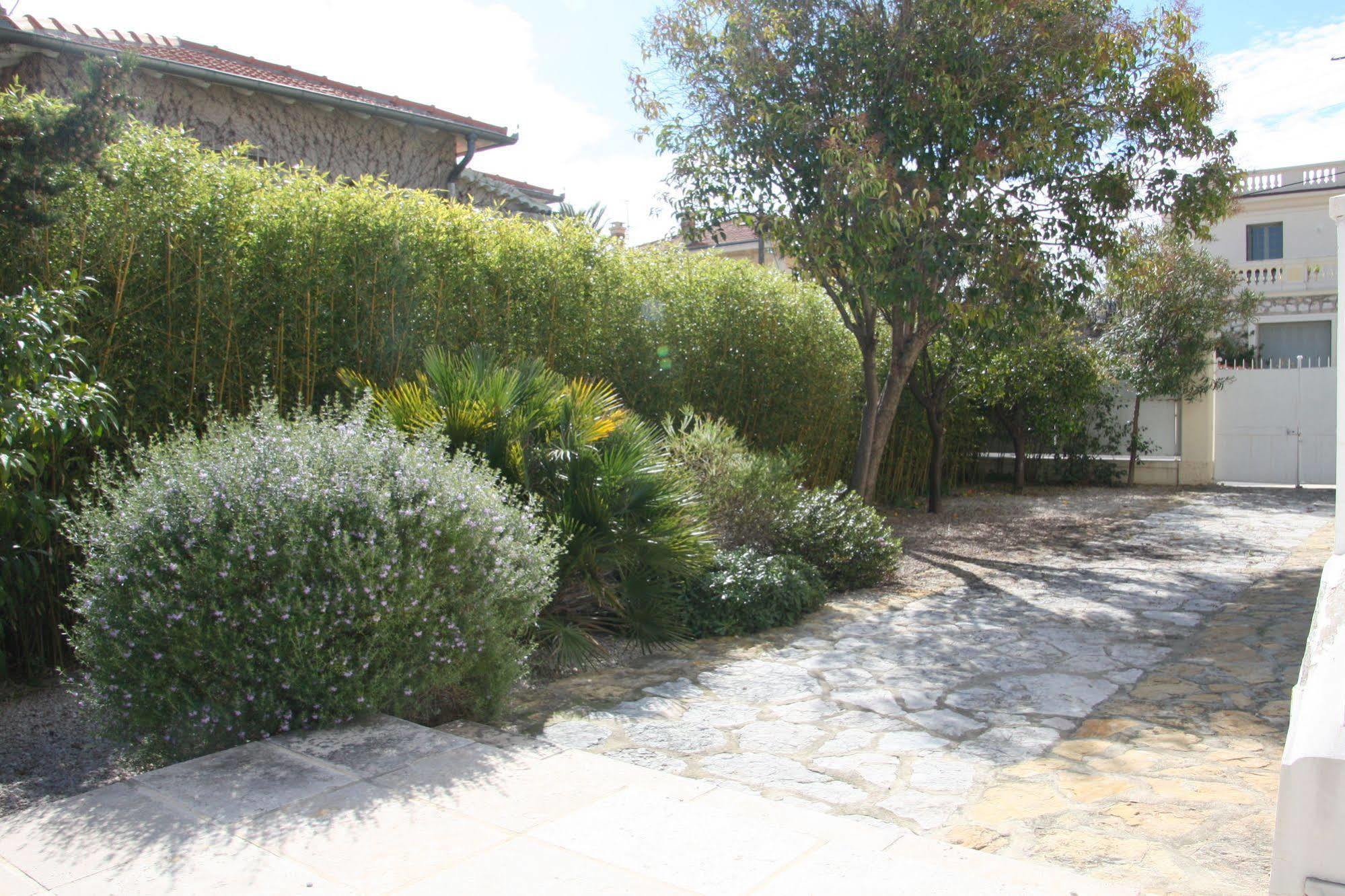 La Maison Blanche - 300M De La Plage Niza Exterior foto
